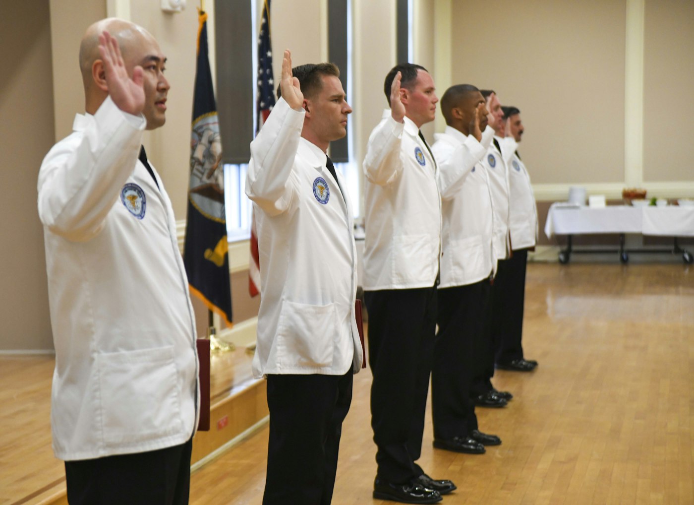 Naval Medical Center Camp Lejeune graduated the inaugural class of physician assistant students on March 4, 2022 during a combined graduation and commissioning ceremony. Eight officer candidates graduated from the Interservice Physician Assistant Program. IPAP is a year-long program comprised of two phases, the second of which took place for the first time at NMCCL over the past 13 months. “Class 19-3” is also the first graduating IPAP class on the East Coast.